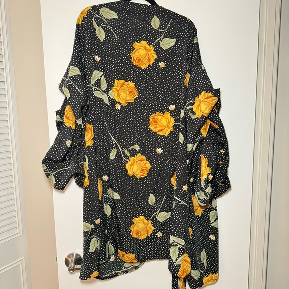 Floral Print Wrap Dress Boohoo - Picture 9 of 10